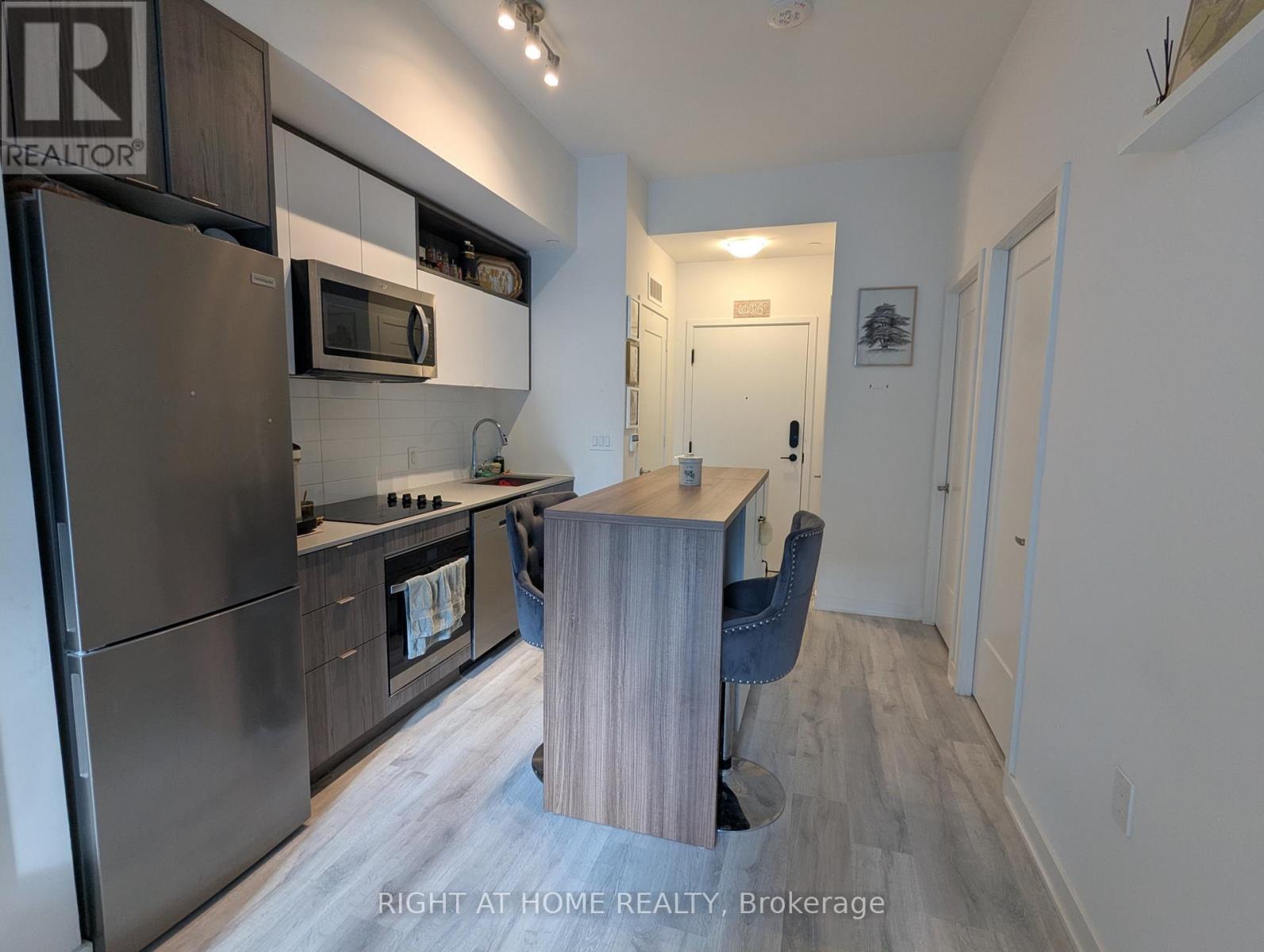1721- 60 Princess Street, Toronto, ON photo 14