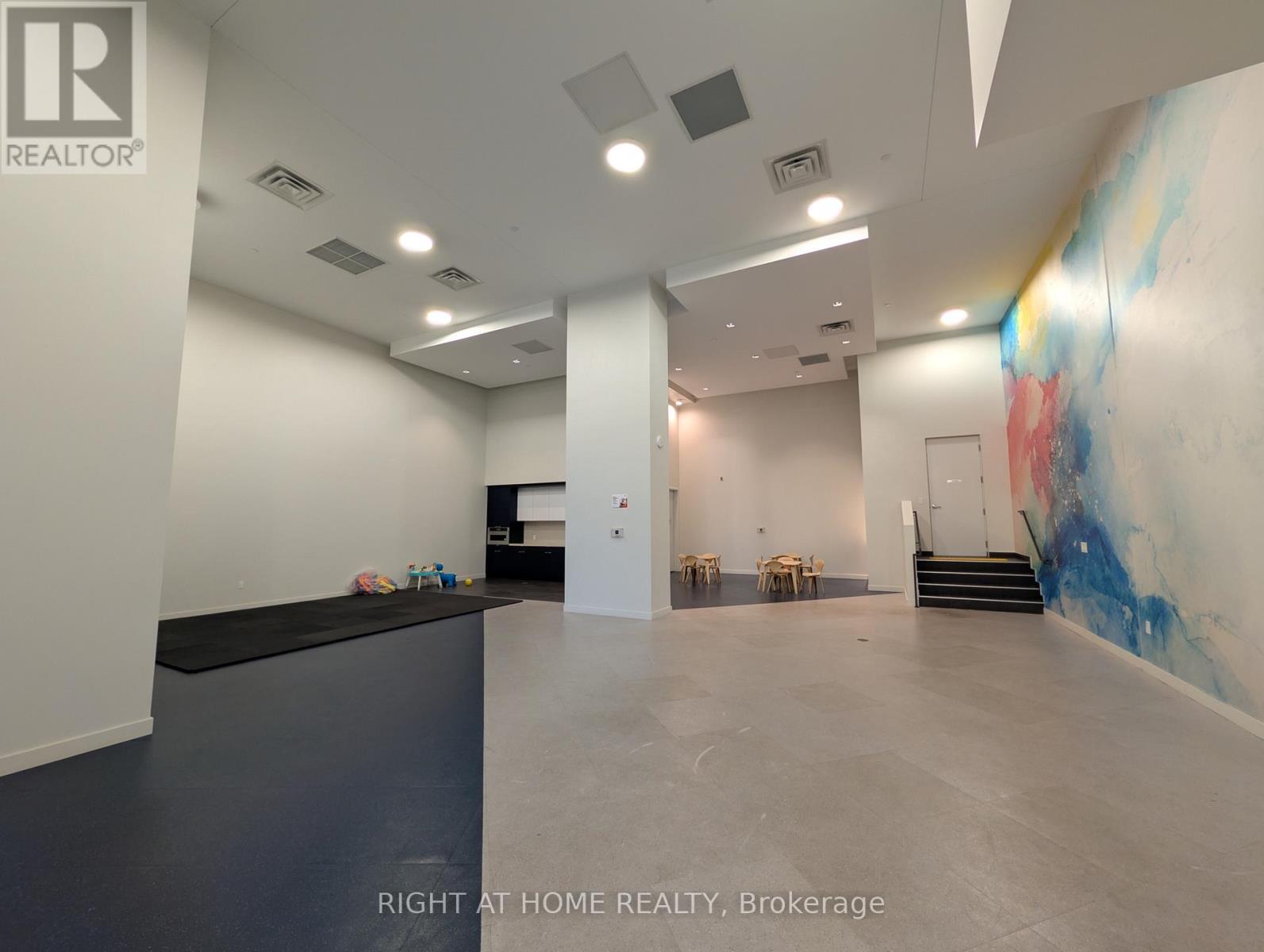 1721- 60 Princess Street, Toronto, ON photo 8