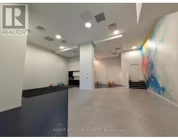 1721 - 60 Princess Street, Toronto, ON M5A2C7 Photo 8