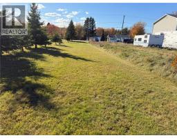 215 Rue Robichaud, Cap Pele, NB E4N1Y5 Photo 11