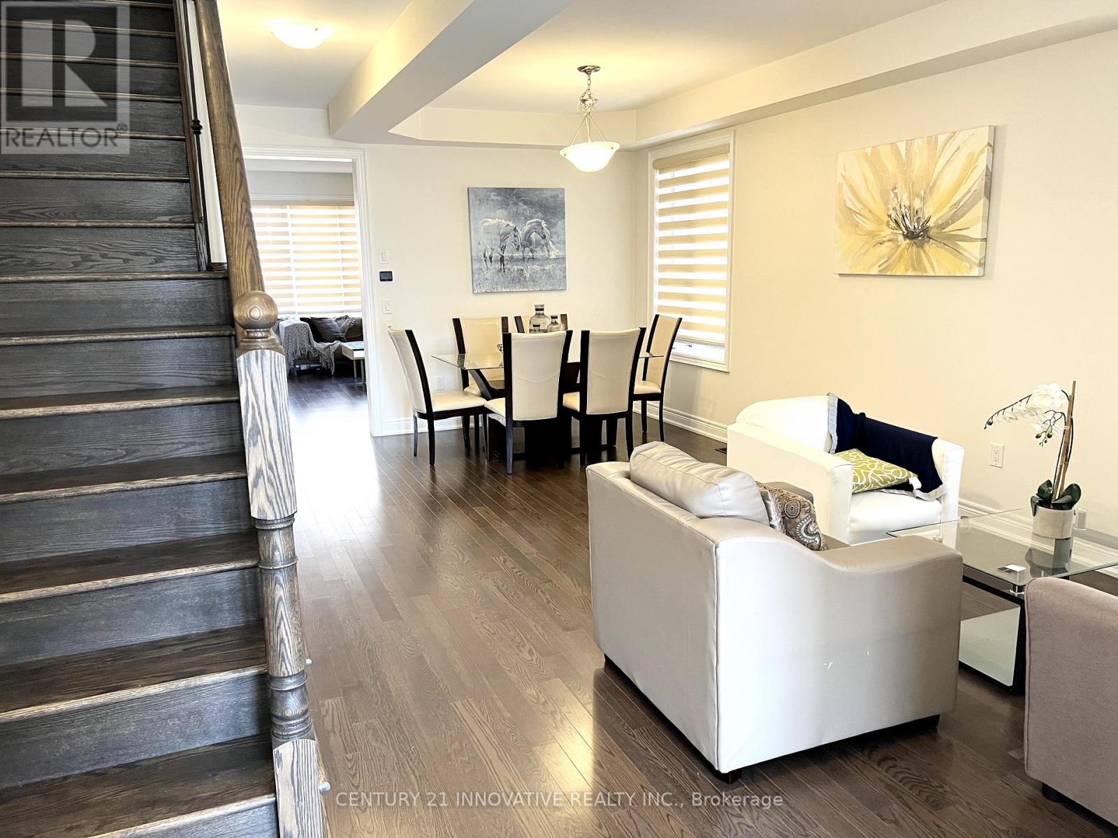 1016 Tigerlily Trail, Pickering, ON photo 2