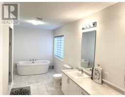 Primary Bedroom - 1016 Tigerlily Trail, Pickering, ON L1X0G6 Photo 8