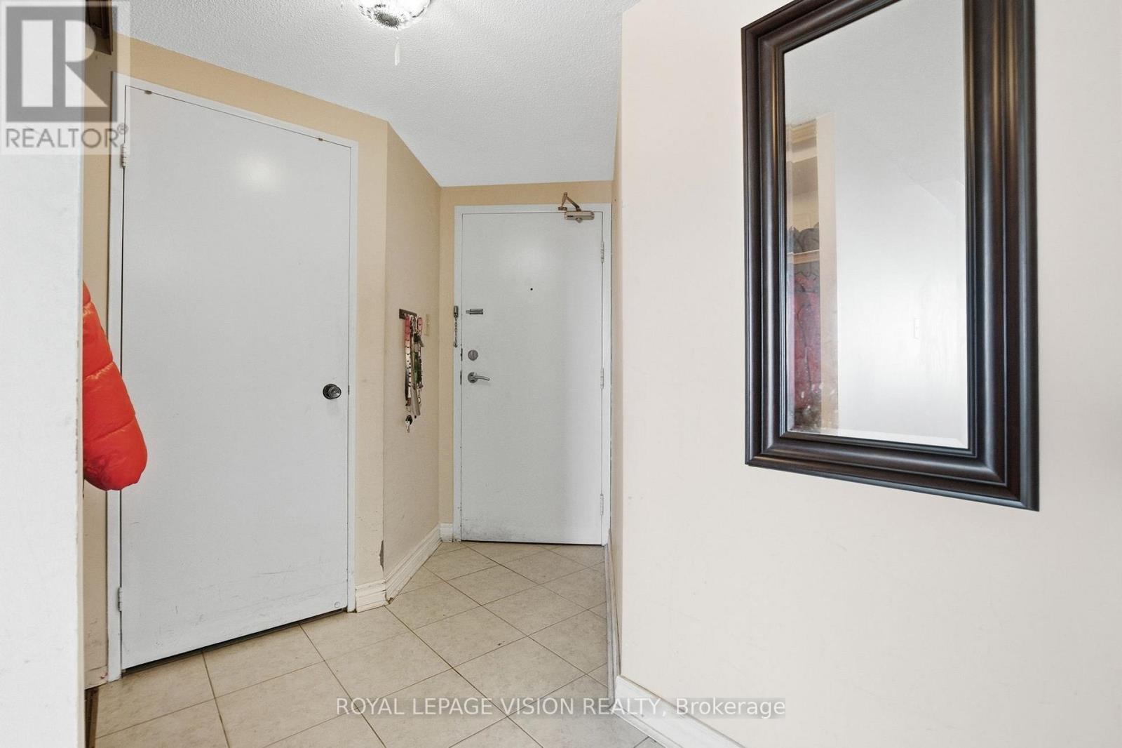 319- 10 Dean Park Road, Toronto, ON photo 4