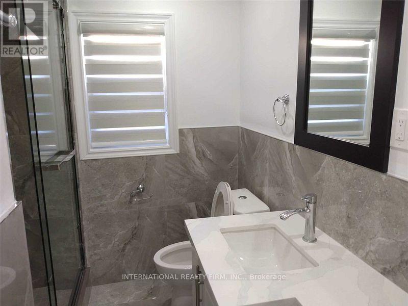 5 Aylesford Drive, Toronto, ON photo 18