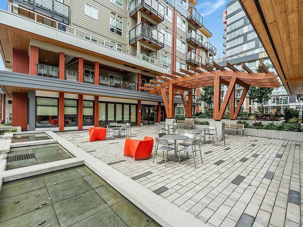 421 13238 105 AVENUE, Surrey - Image 1