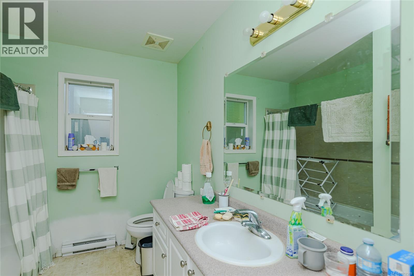 148 Meadow Dr - 6
