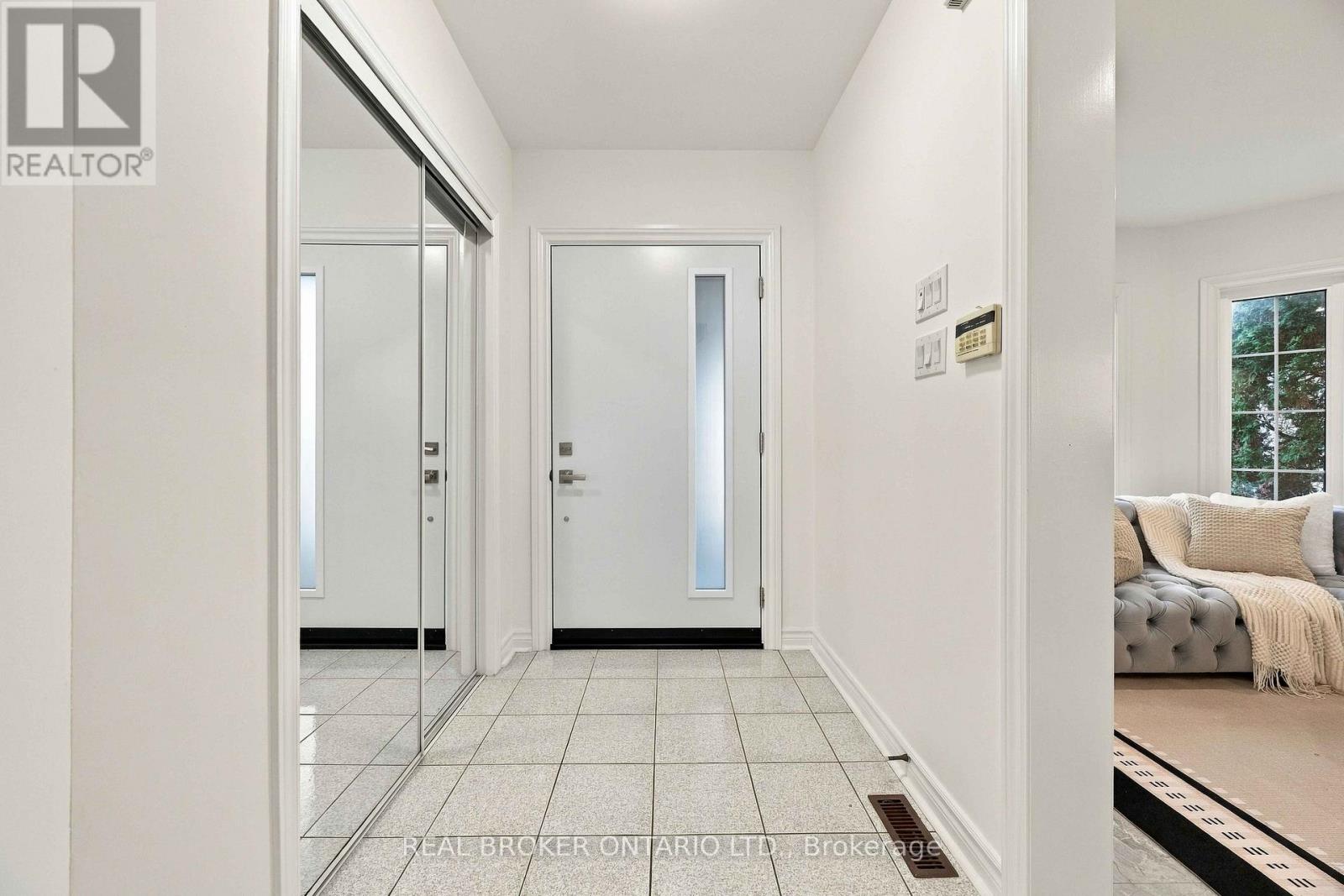 43 Bluebell Drive, Markham, ON photo 7