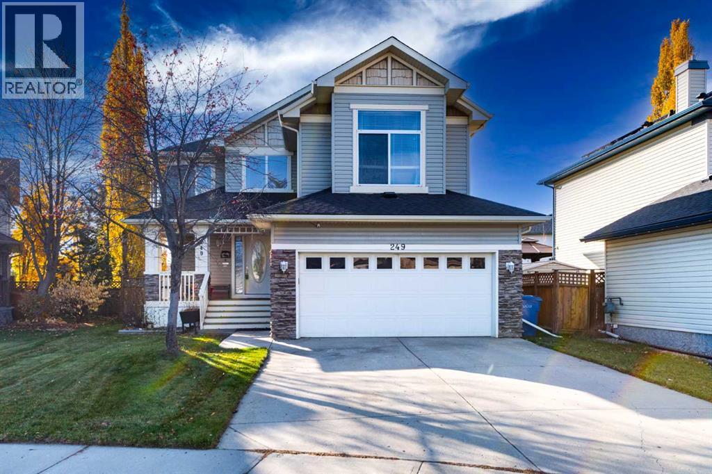 249 West Lakeview Place, Chestermere