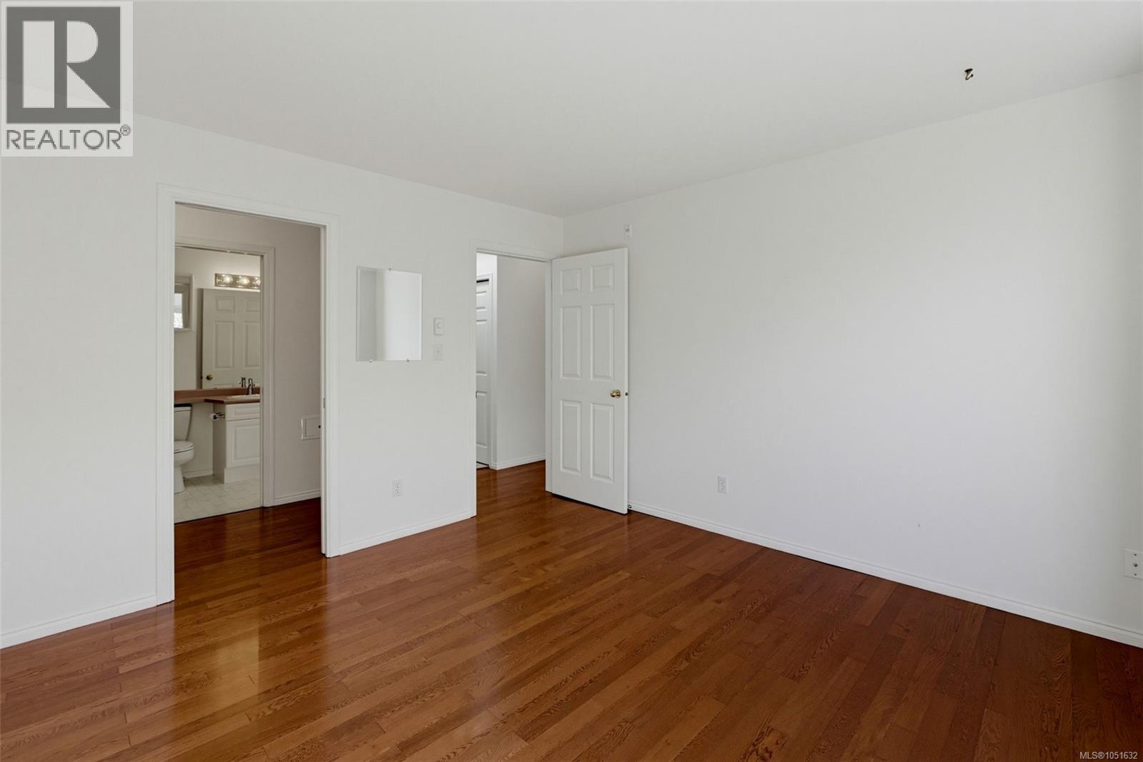 404 1710 Fort Street, Victoria