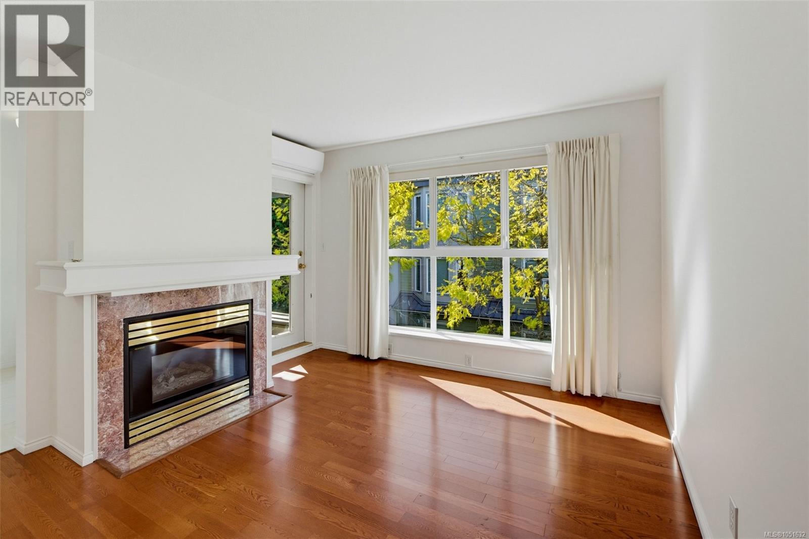 404 1710 Fort Street, Victoria