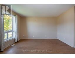 383 High Street, Orillia, ON L3V4X6 Photo 9