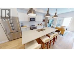 Living room - 2116 Panorama Drive Unit# 203, Panorama, BC V0A1T0 Photo 8