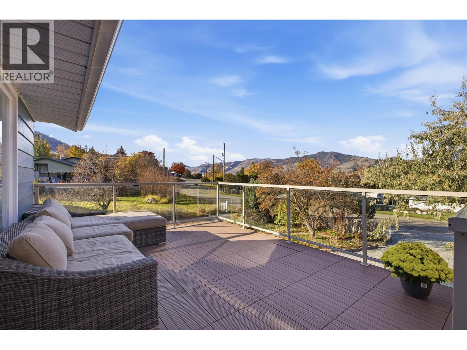 6105 Meadowland Crescent N - 20