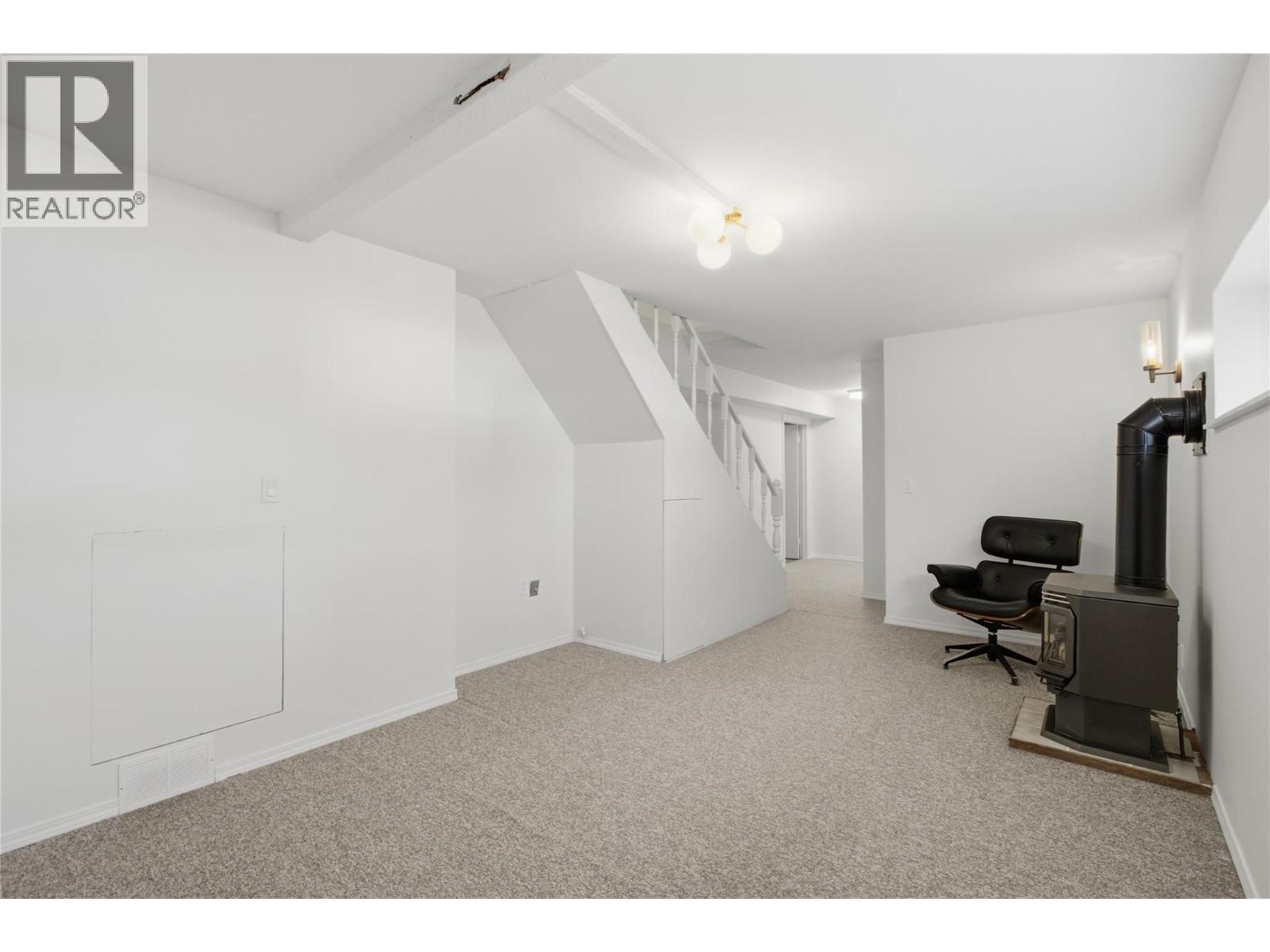 6105 Meadowland Crescent N - 50