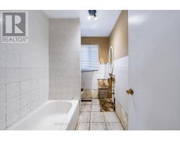 122 Earlton Road, Toronto, ON M1T2R6 Photo 10