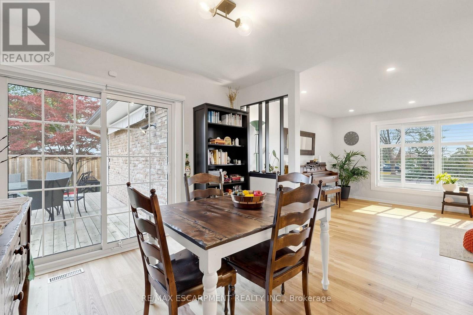 341 Lynnwood Drive, Oakville, ON photo 9