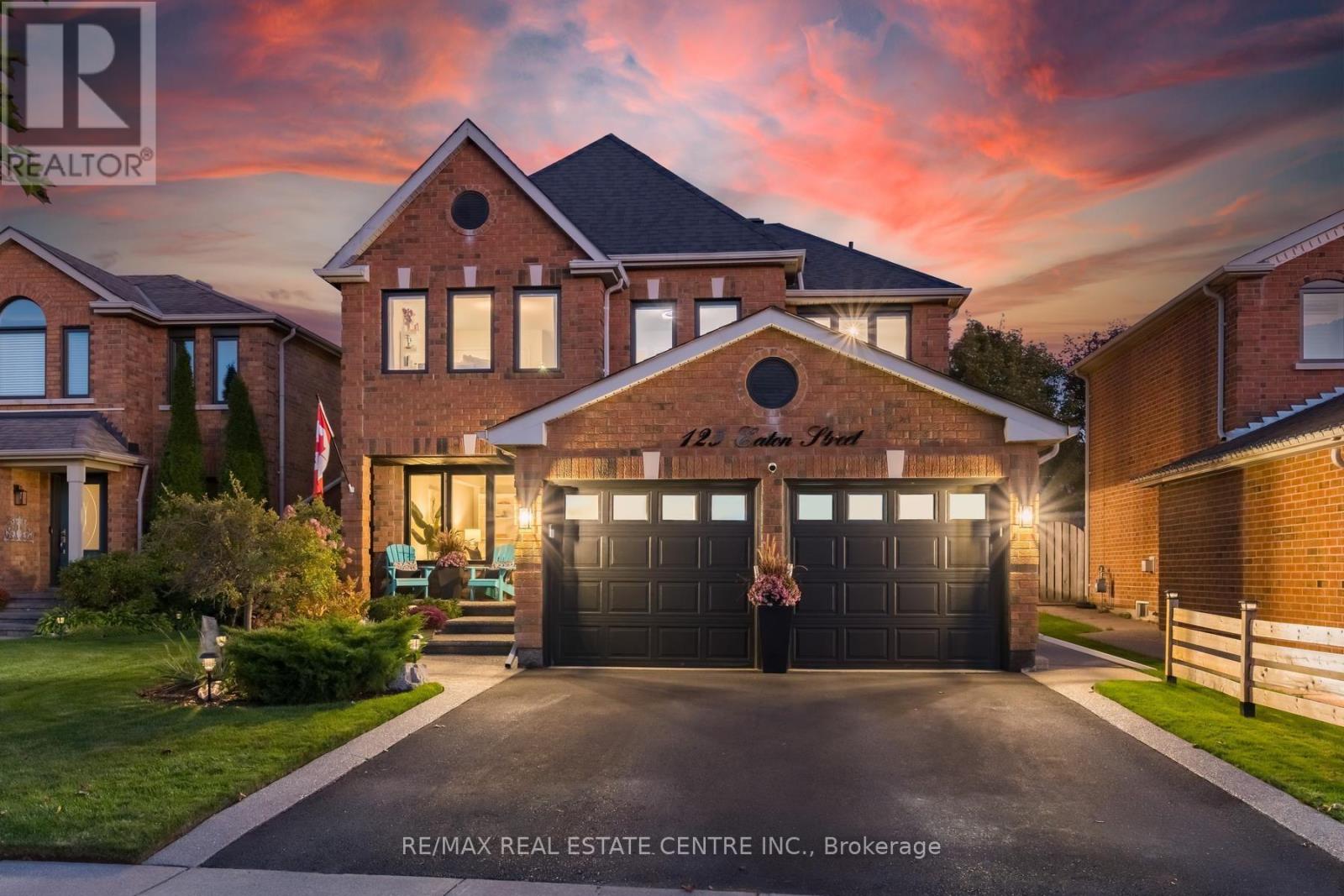 125 Eaton Street, Halton Hills, ON photo 1