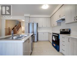 3175 Crystal Drive, Oakville, ON L6M0W8 Photo 11