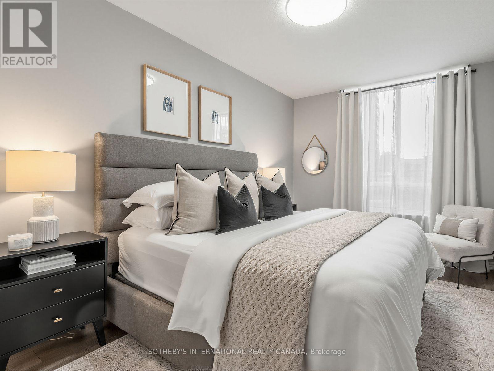 127- 5233 Dundas Street West, Toronto, ON photo 13