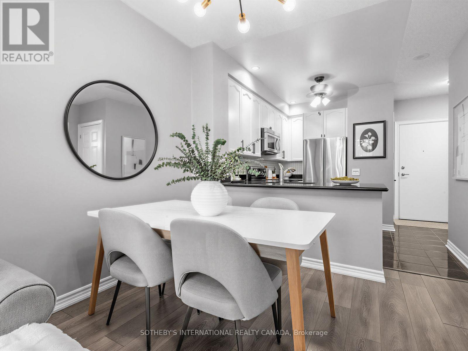 127- 5233 Dundas Street West, Toronto, ON photo 8