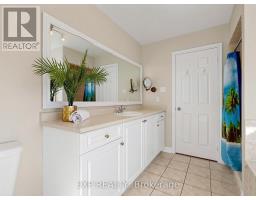 49 Harbourtown Crescent, Brampton, ON L6V4P6 Photo 25