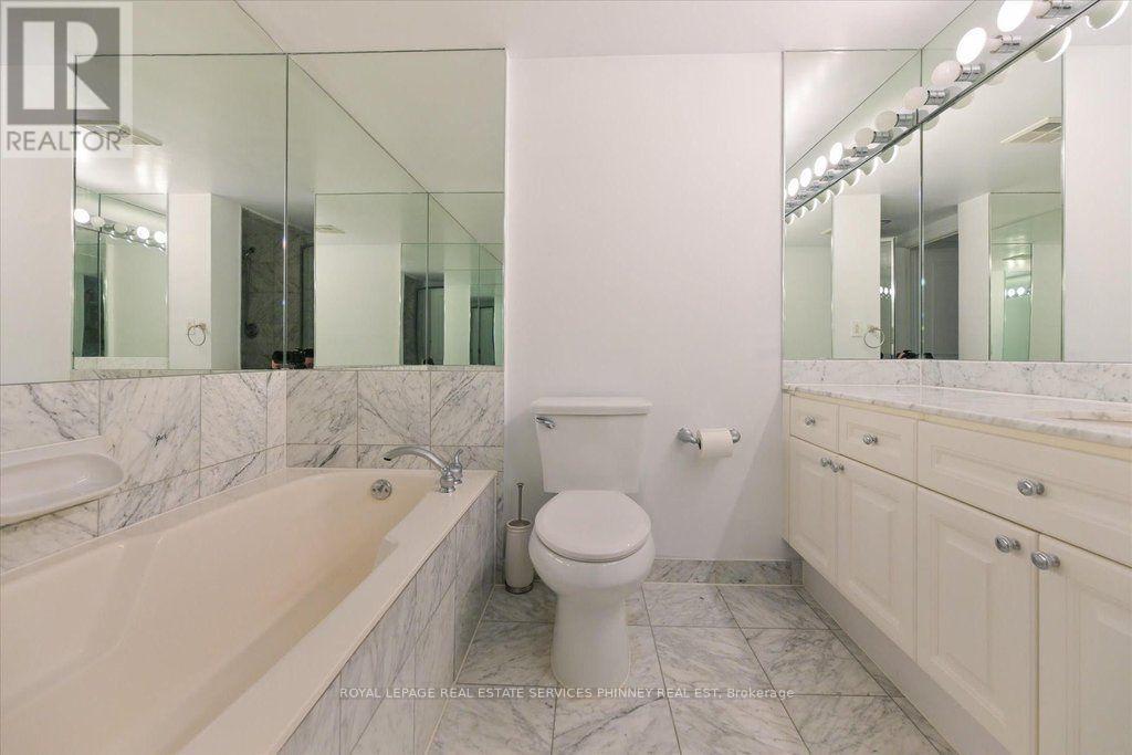 2210- 1 Palace Pier Court, Toronto, ON photo 12