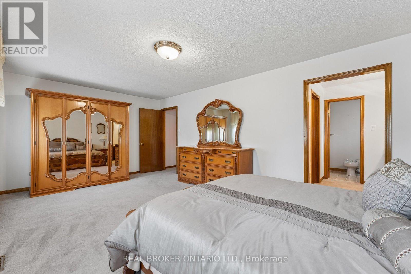 102 Coronation Circle, Brampton, ON photo 27