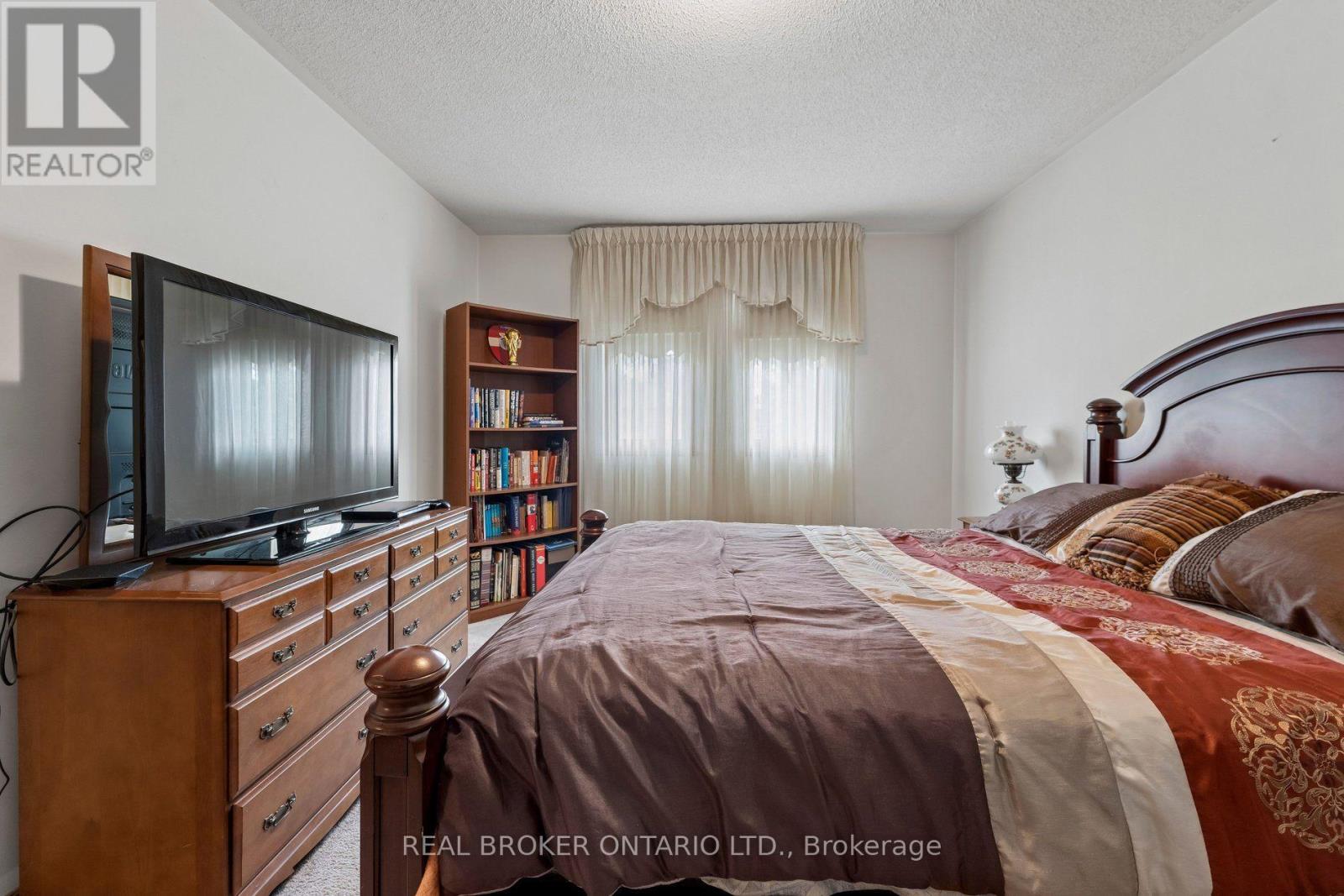 102 Coronation Circle, Brampton, ON photo 29