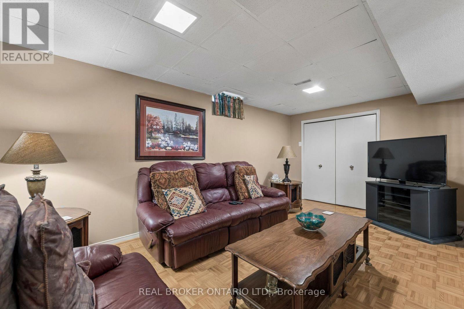 102 Coronation Circle, Brampton, ON photo 41