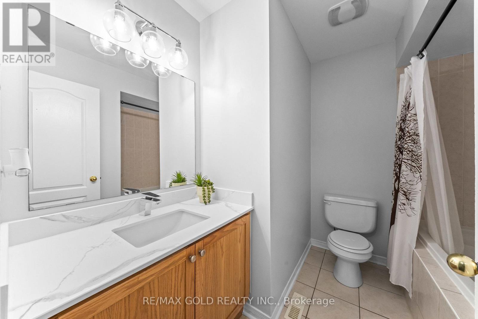 33 Bay Breeze Drive, Brampton, ON photo 26