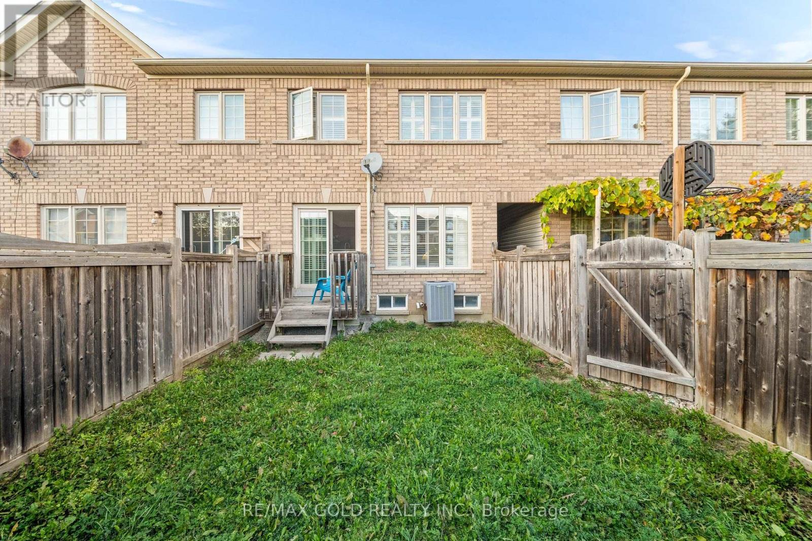 33 Bay Breeze Drive, Brampton, ON photo 31