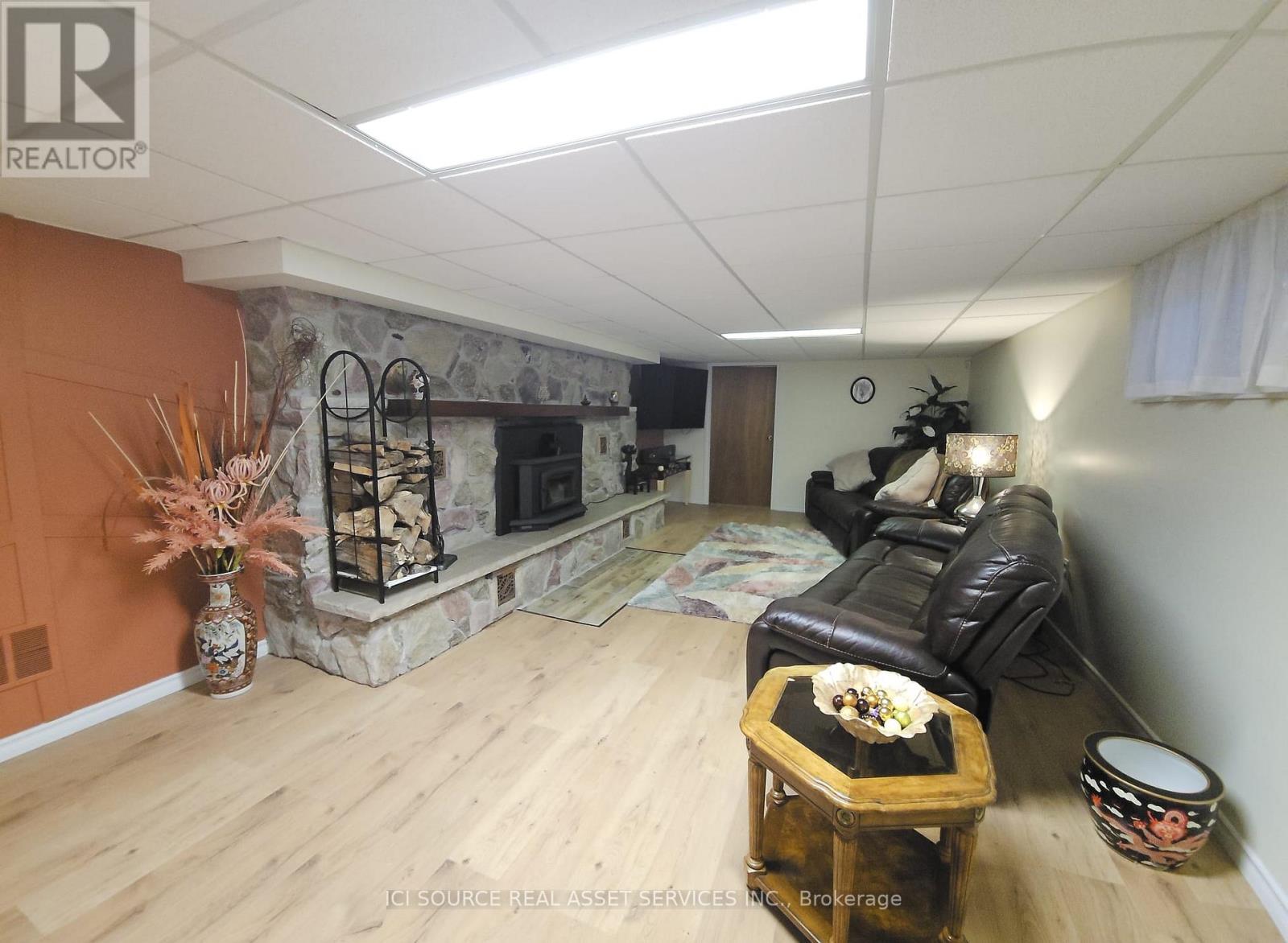 1814 County Rd 8, Kawartha Lakes, ON photo 17