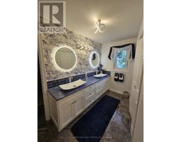 Family room - 1814 County Rd 8, Kawartha Lakes, ON K0M1A0 Photo 12