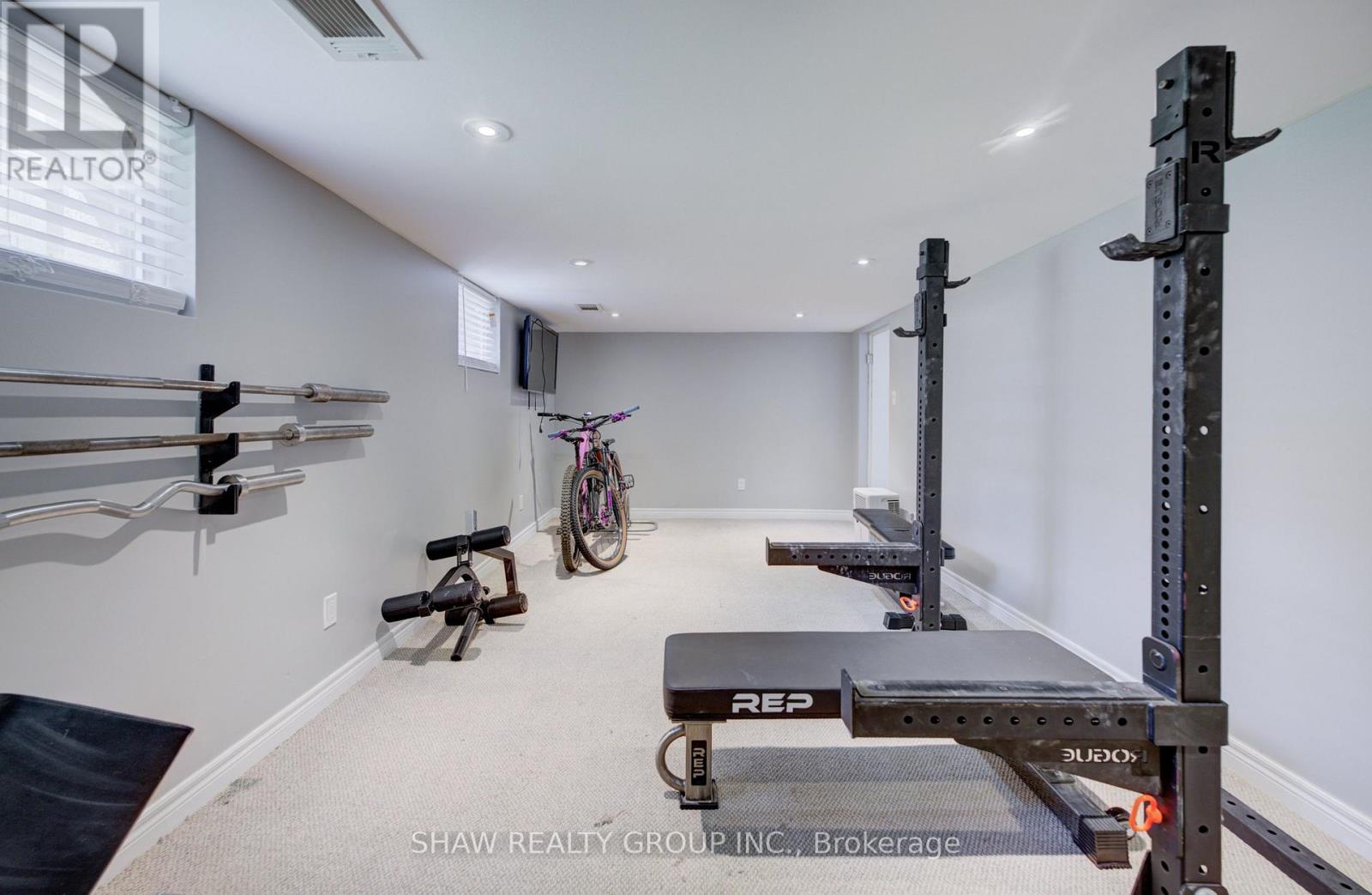 209 Belleview Avenue, Kitchener, ON photo 26