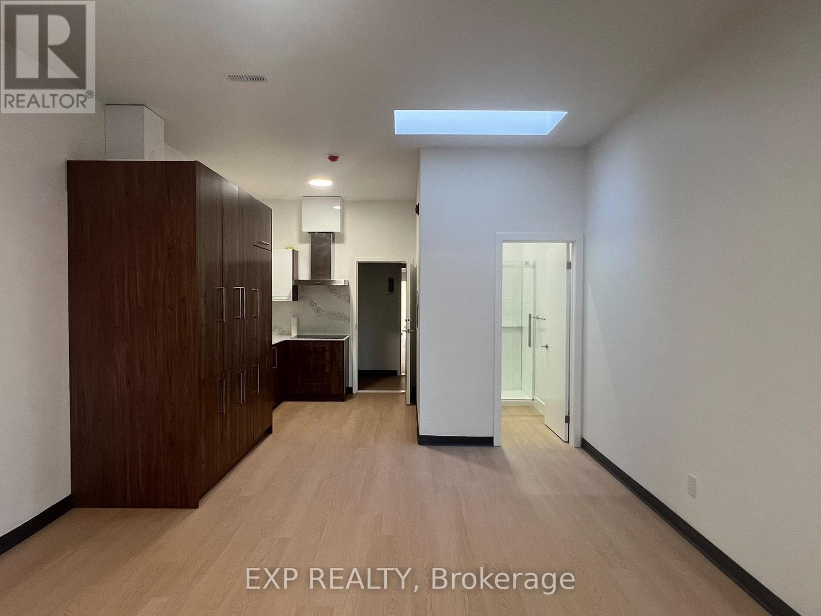 Photo of 268 Ottawa Street