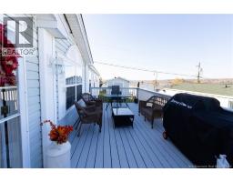 27 Senator Drive, photo 19