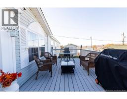 27 Senator Drive, photo 3