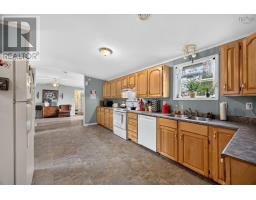 Foyer - 1050 Waddens Court, Westville, NS B0K2A0 Photo 9
