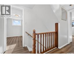 1086 7th Avenue Nw, Moose Jaw, SK S6H4C4 Photo 37