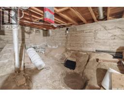 1086 7th Avenue Nw, Moose Jaw, SK S6H4C4 Photo 55