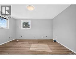 1086 7th Avenue Nw, Moose Jaw, SK S6H4C4 Photo 46