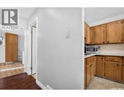 1086 7th Avenue Nw, Moose Jaw, SK S6H4C4 Photo 26