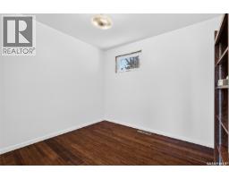 1086 7th Avenue Nw, Moose Jaw, SK S6H4C4 Photo 29