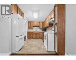 1086 7th Avenue Nw, Moose Jaw, SK S6H4C4 Photo 20