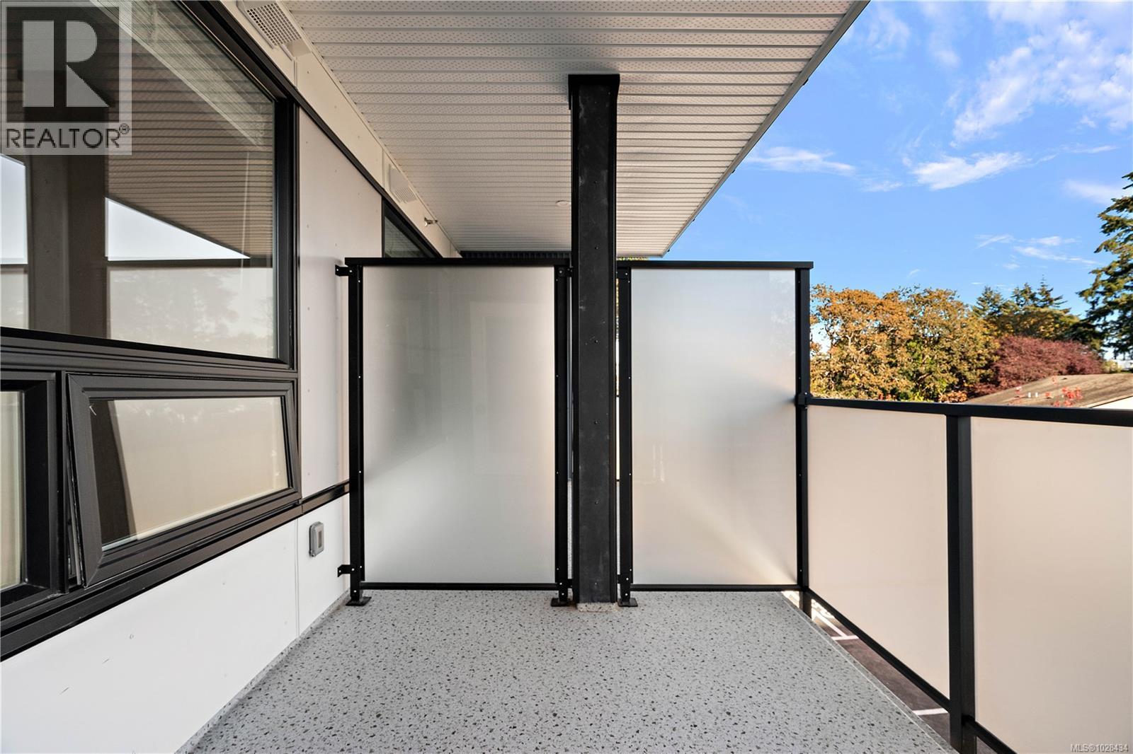 306 2881 Leigh Rd, Langford - Image 1