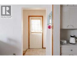 5203 56 Avenue, Taber, AB T1G1L6 Photo 15