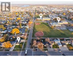 5203 56 Avenue, Taber, AB T1G1L6 Photo 25