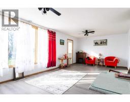 Primary Bedroom - 5203 56 Avenue, Taber, AB T1G1L6 Photo 6