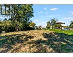 13231-33 Riverside Drive East, Tecumseh, ON N8N2M7 Photo 15