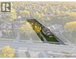 13231-33 Riverside Drive East, Tecumseh, ON N8N2M7 Photo 17